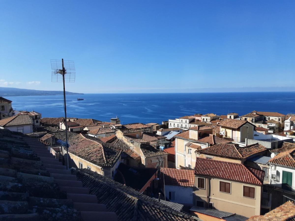 "Lo Studiolo" Apartment Pizzo  Exterior photo